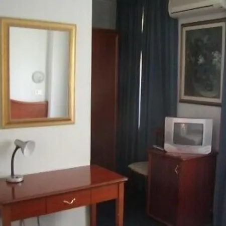 Tortorina Отель Урбино